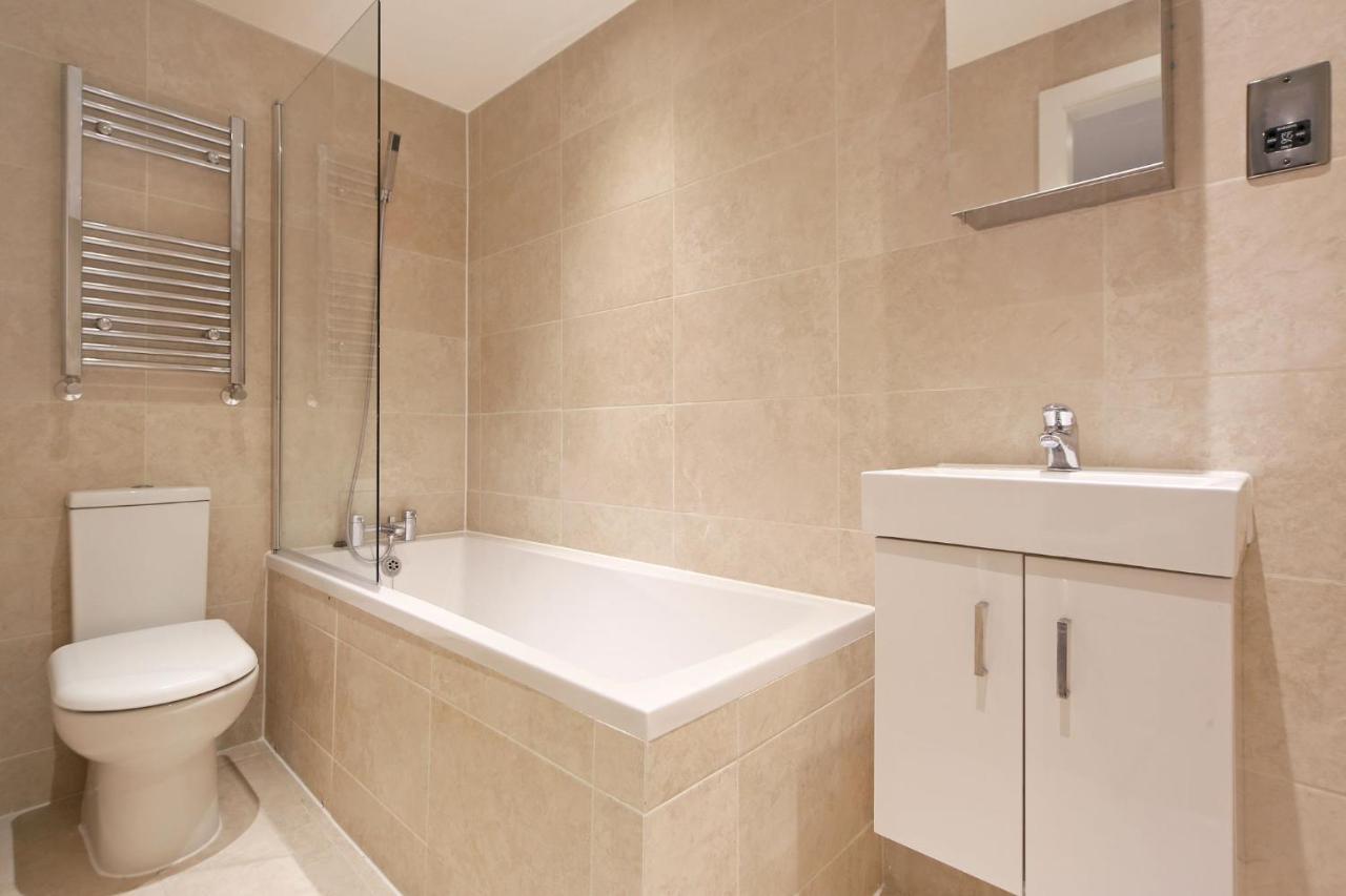Fully Refurbished Flat, 2 Bedrooms, 2 Bath, Garden * Londres