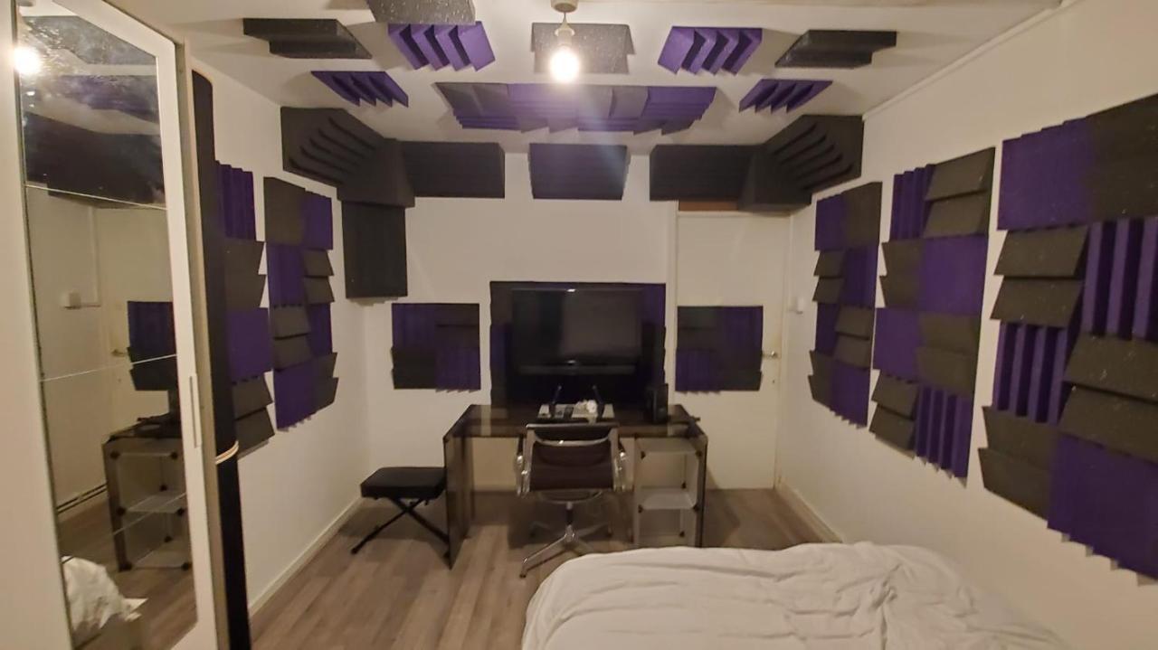 Séjour chez l'habitant Creative Flatshare *