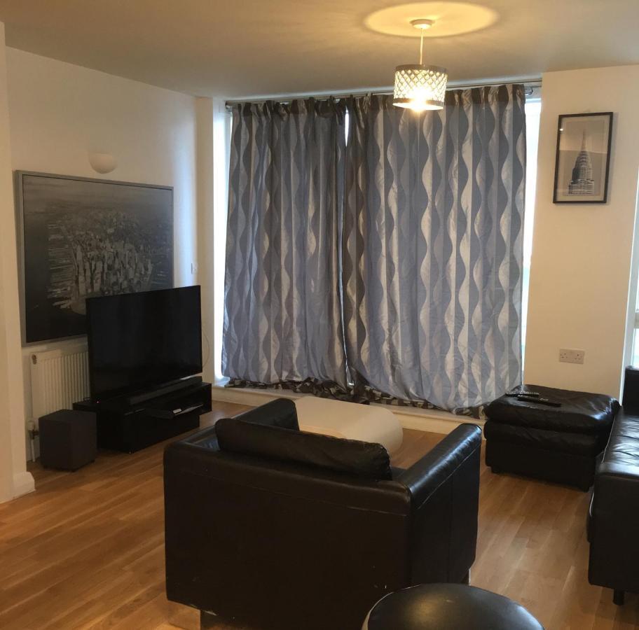 1 Bed Near Canary Wharf Centre Apartamento Londres