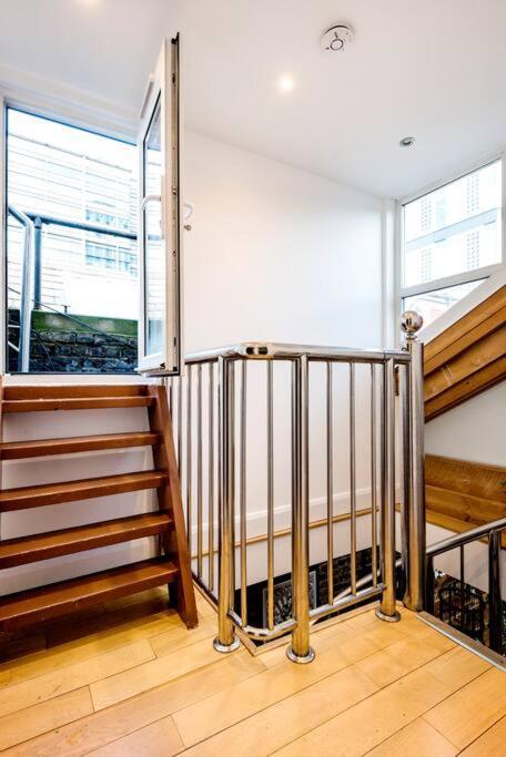 Penthouse Loft With Roof Terrace Not For Events Or Parties Apartamento Londres