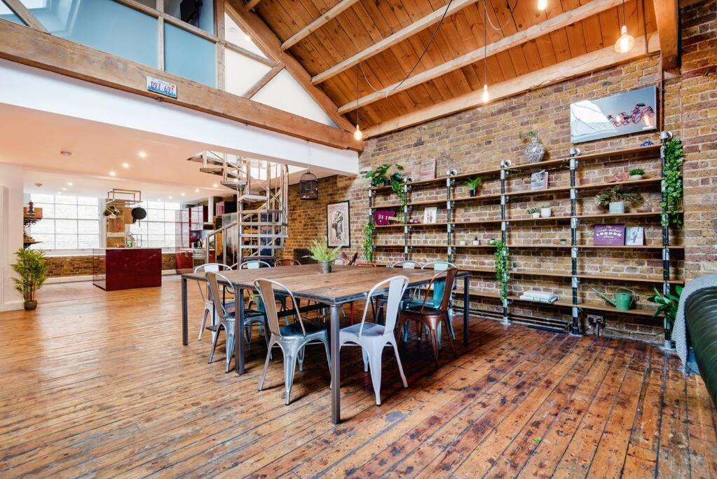 Apartamento Penthouse Loft With Roof Terrace Not For Events Or Parties *