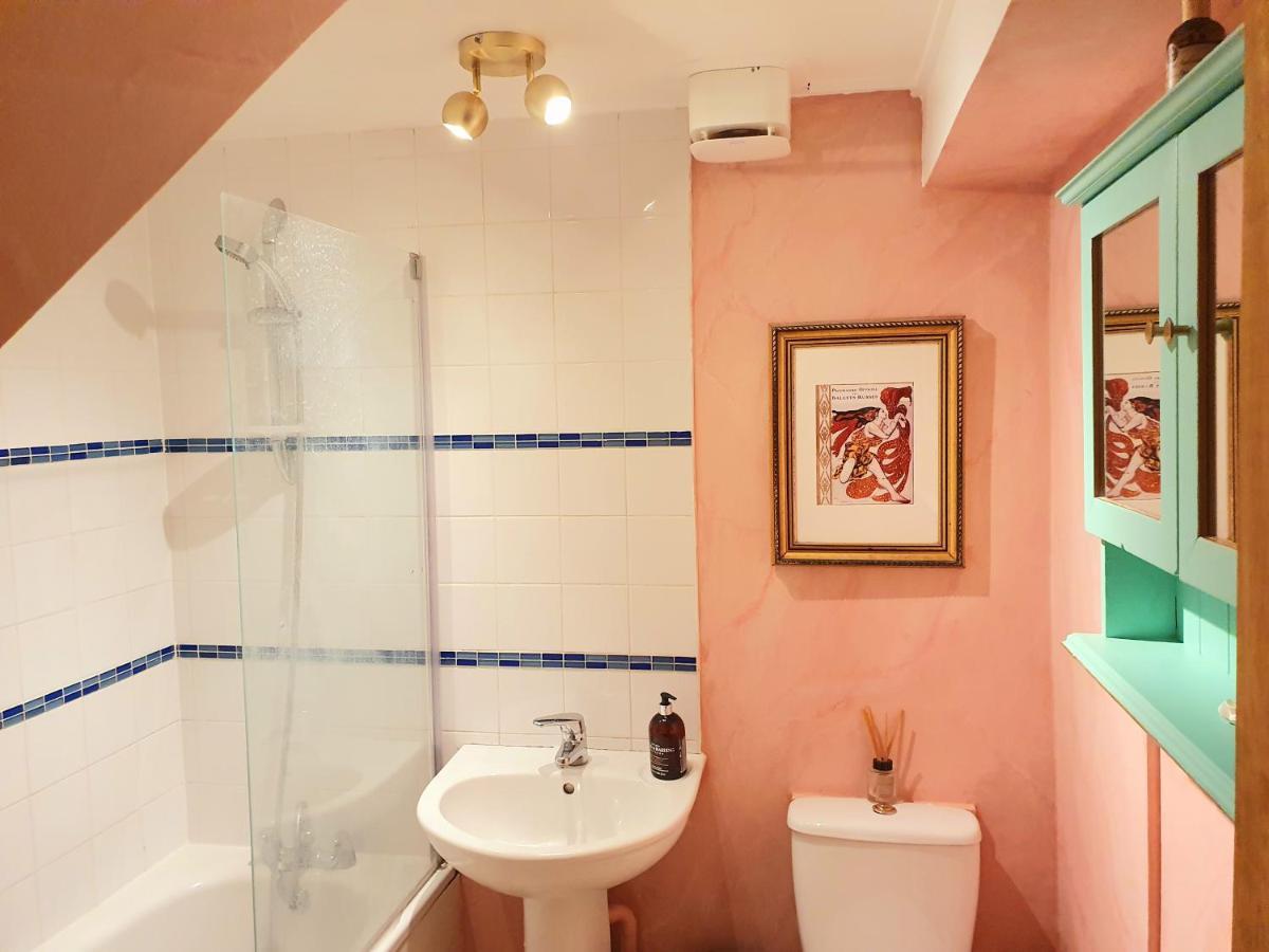 Boutique Style Large In Victorian Conversion Hospedagem domiciliar Londres