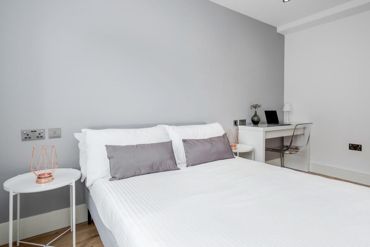 Apartamento Luxury Chic Near Canary Wharf, Excel, O2 & Stratford Londres