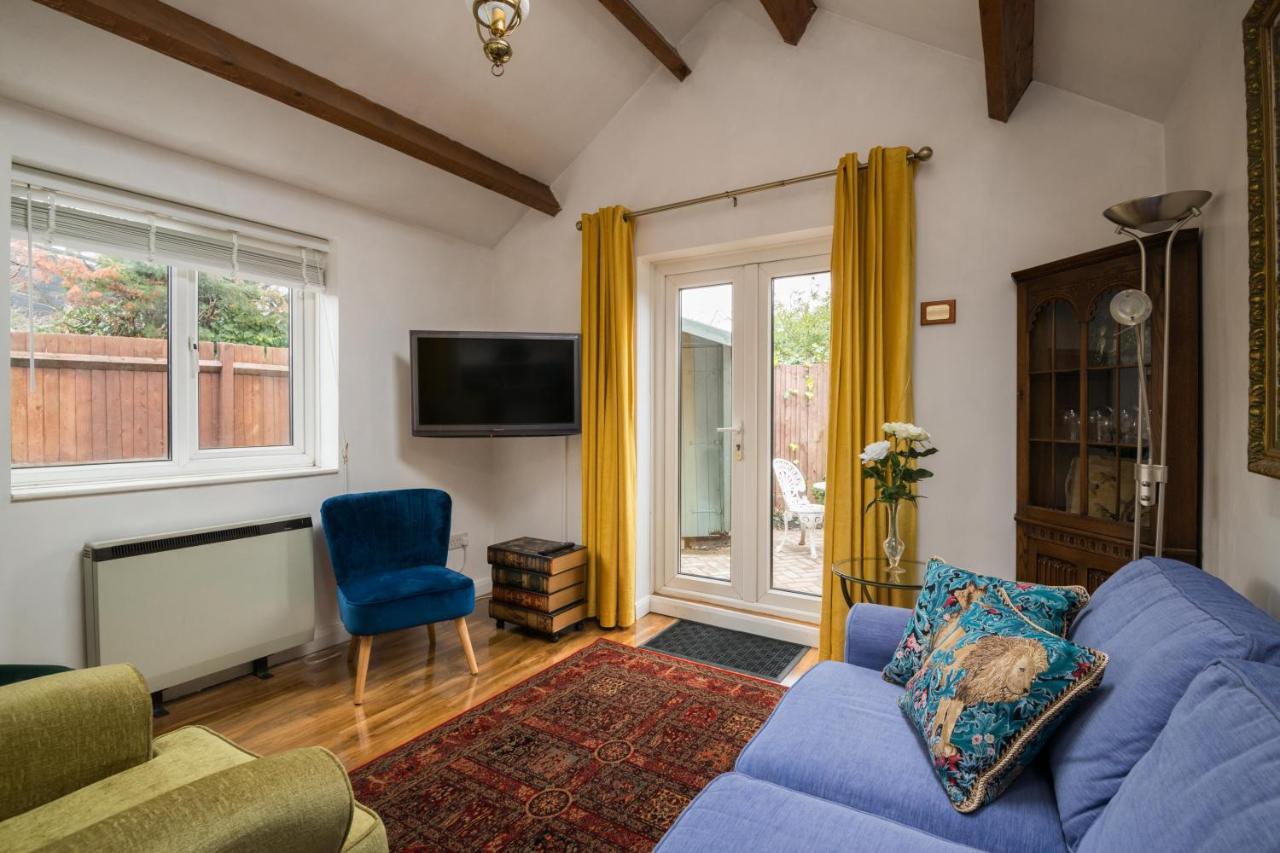 Exclusive In Acton By Underthedoormat Apartamento