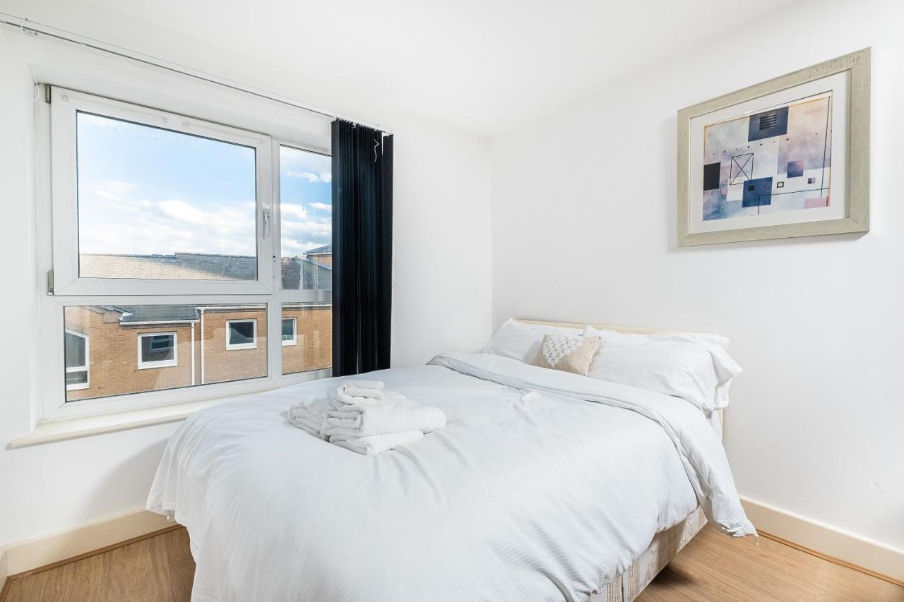 Canary Wharf/docklands/excel Spacious Apt E14 Londres