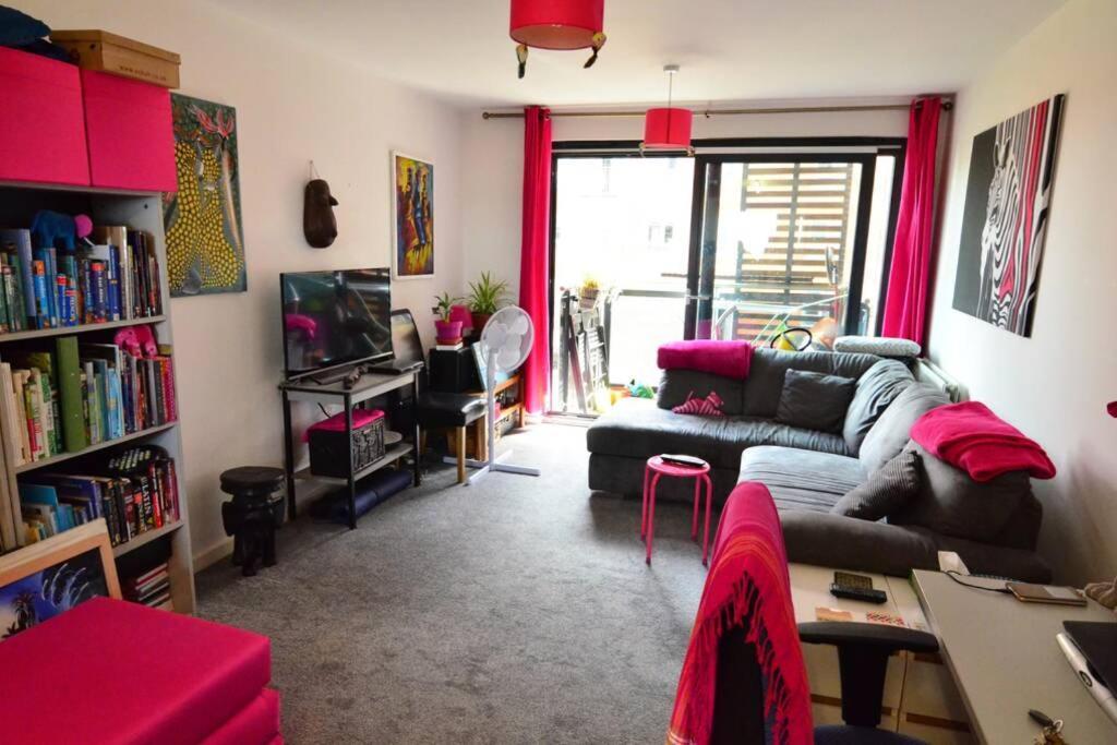 Modern 1 Bed Flat, Londres