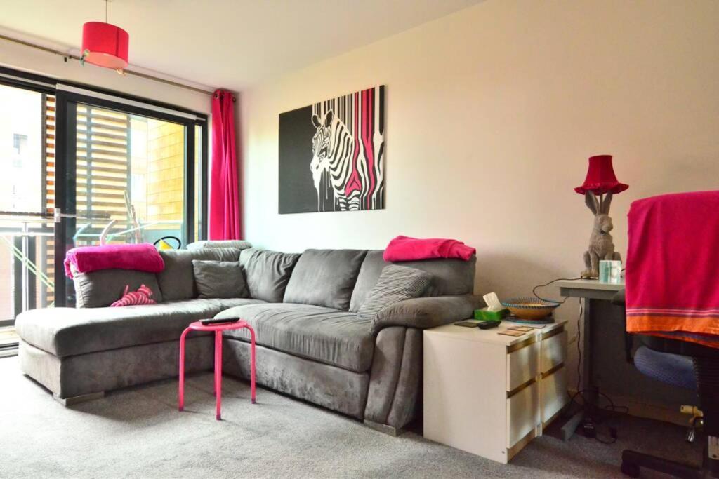 Modern 1 Bed Flat, Appartement *