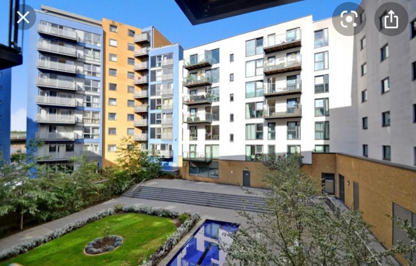 Bright And Modern Flat In Greenwich * London