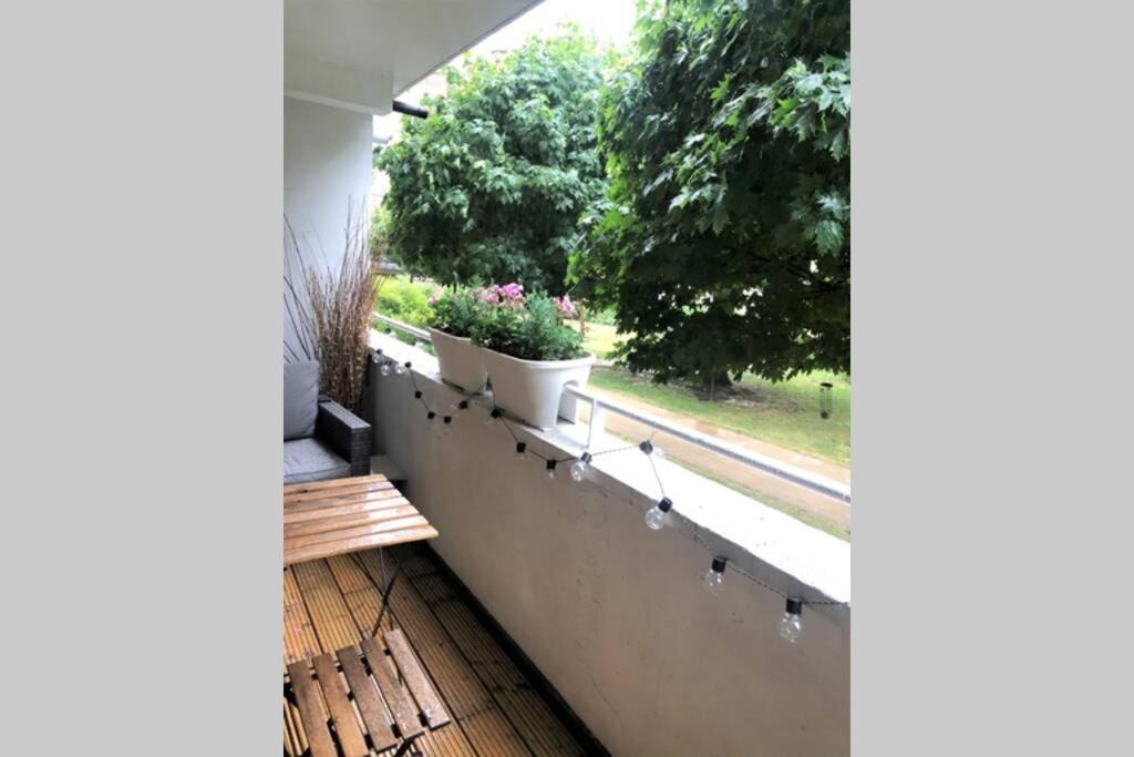 Perfect Gem By Southwark Stn W/balcony - Londres
