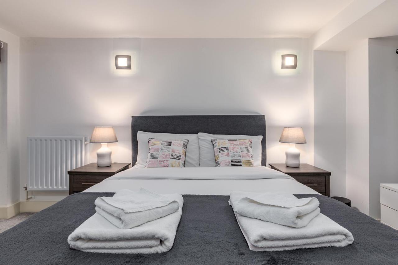 By Rehoboth - Building Xxii - Royal Arsenal Apartment