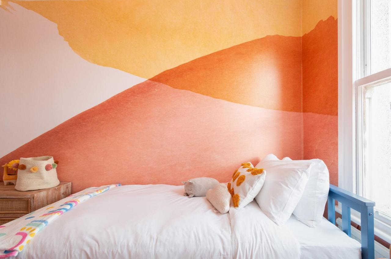 The Stoke Newington Common - Modern & Bright 3bdr Apartment *