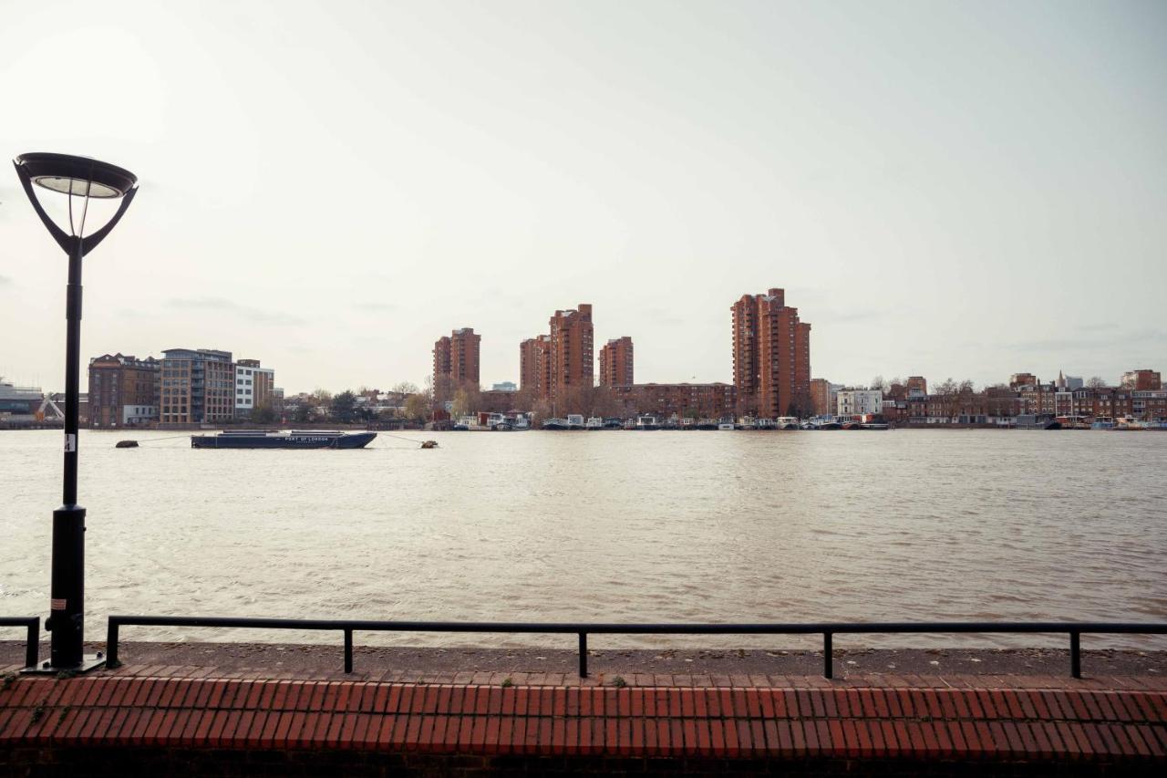 Thames-border * London