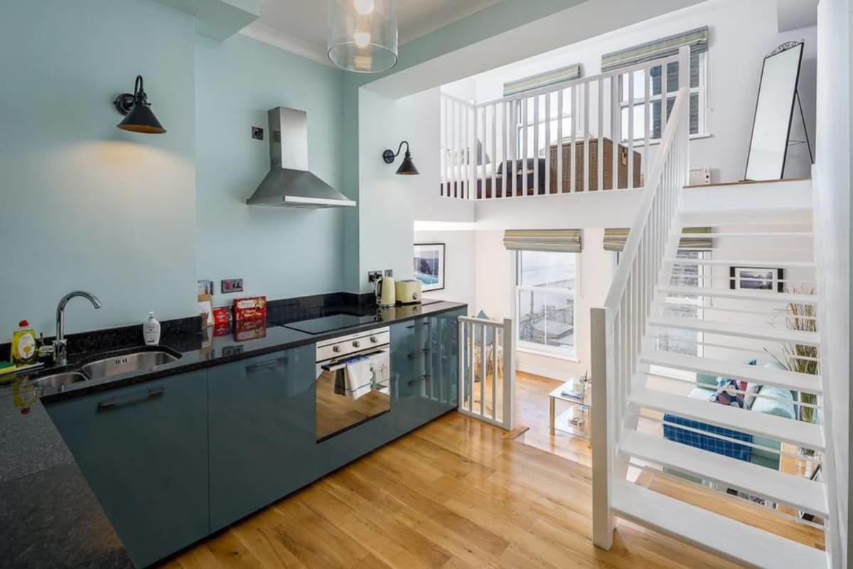 Spacious Duplex Near West Hampstead 4 Minutes To Tube * Londres