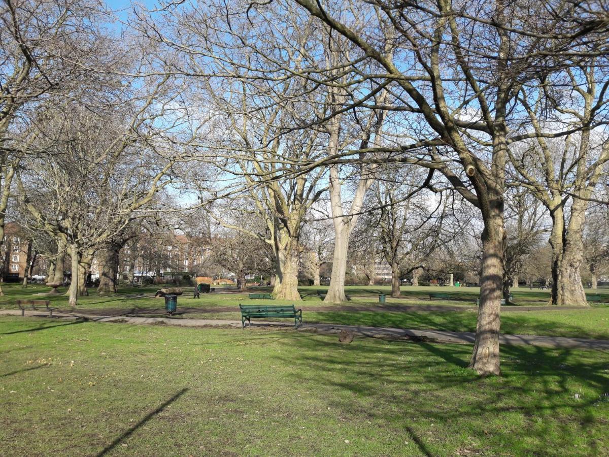 With Private Patio, And Park Across The Road (adults Only) Apartamento *