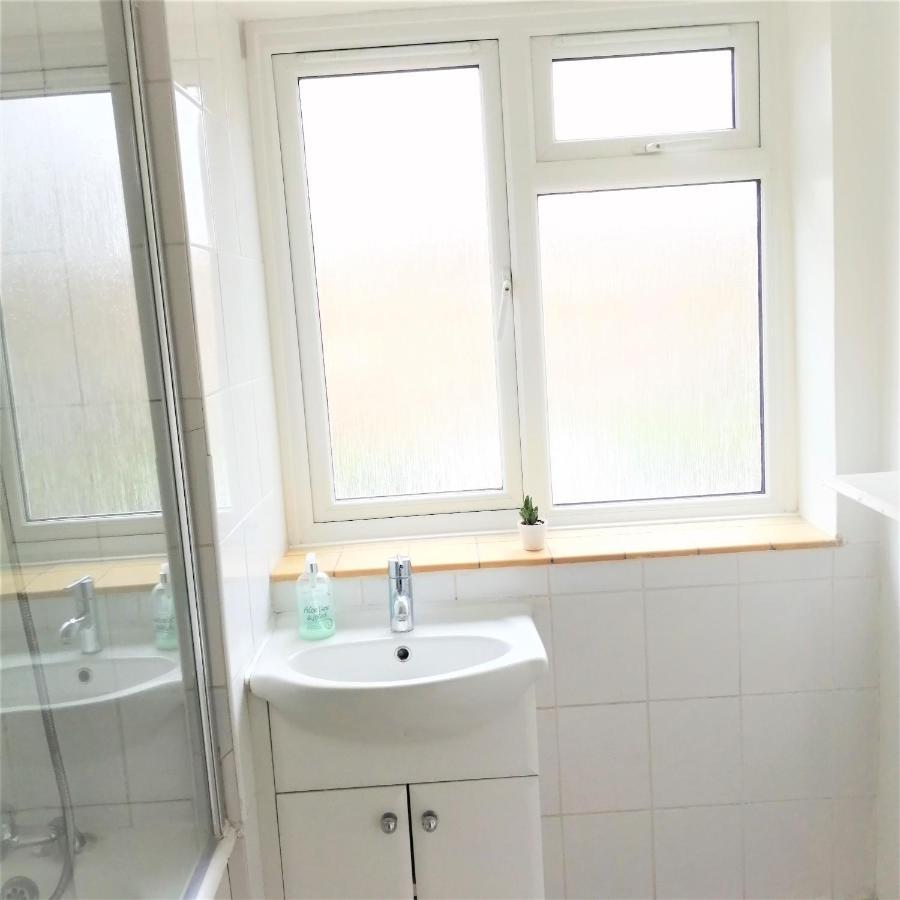 Appartement From Home, Great Community!! *