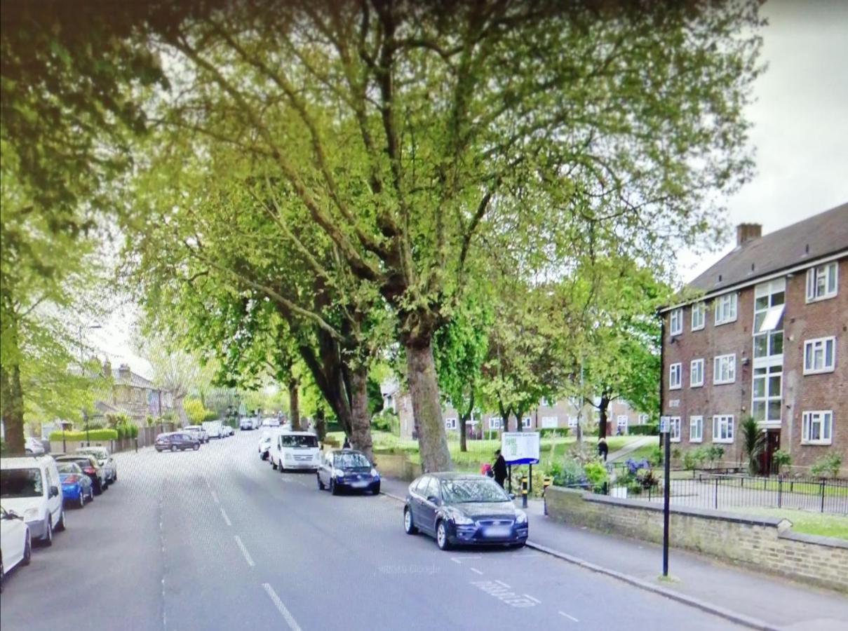 Appartement From Home, Great Community!! Londen