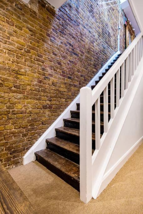 Penthouse Loft With Roof Terrace Not For Events Or Parties Apartamento Londres