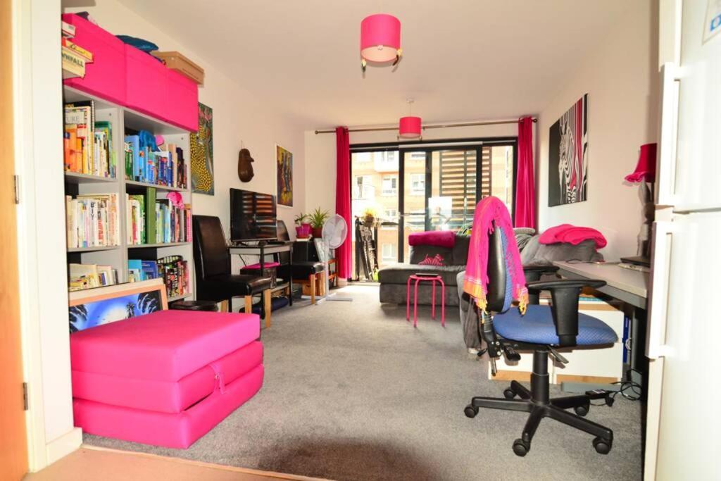 Modern 1 Bed Flat,