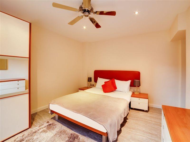 Cosy In With Jacuzzi Hotel Londres