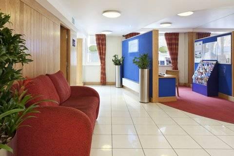 Hotel Express Southwark By Ihg
