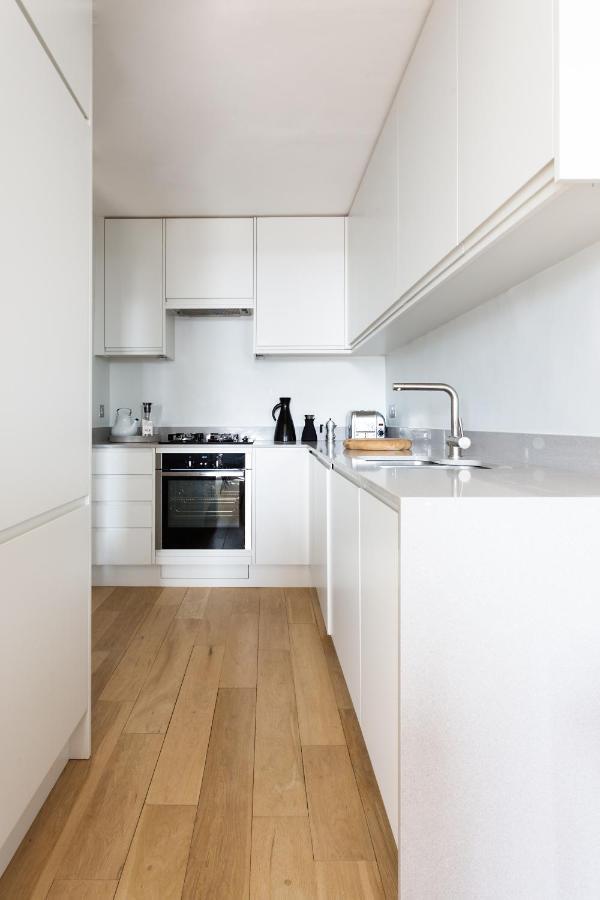 Talbot Road Vi By Onefinestay