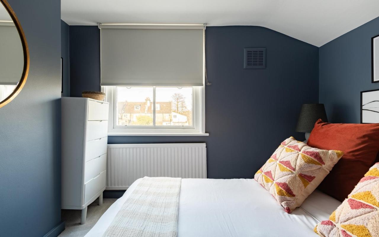 The Stoke Newington Common - Modern & Bright 3bdr Apartment London