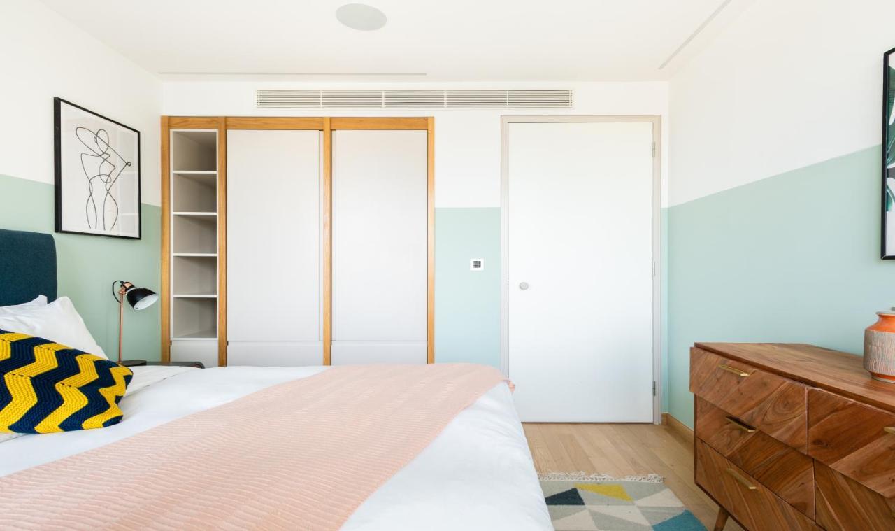 The Stratford Escape - Modern & Bright 2bdr Loft With Amazing Views * Londres