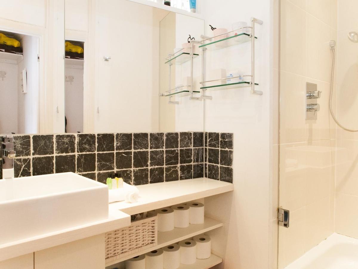 Pass The Keys Roof Terrace Flat In Trendy & Chic Hampstead *