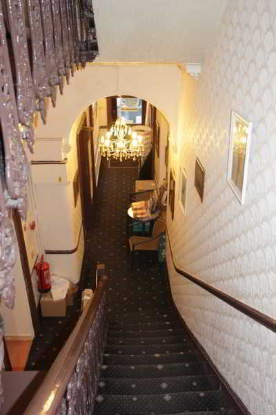 Tony's House Hotel 2*