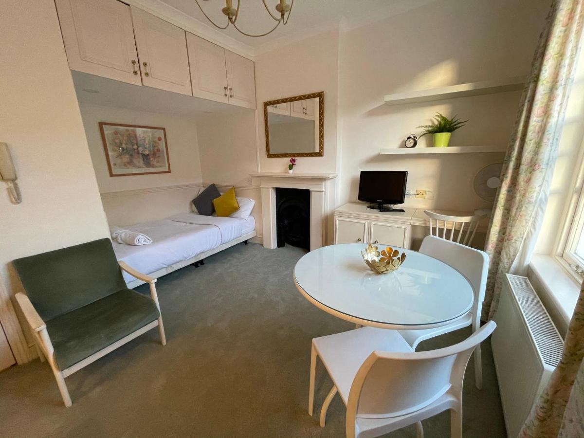 Hyde Park Serviced * Londres