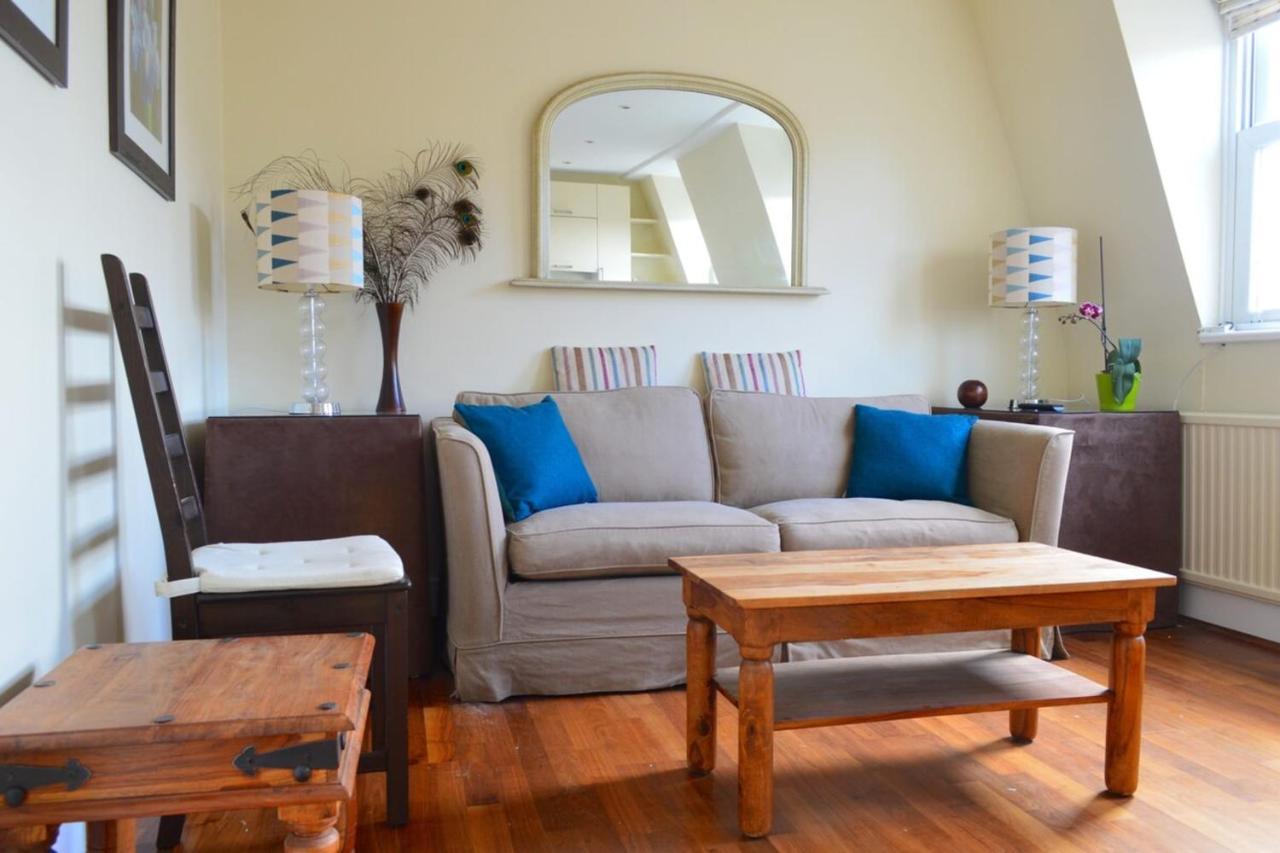 Lovely Floor Flat In Leafy Fulham