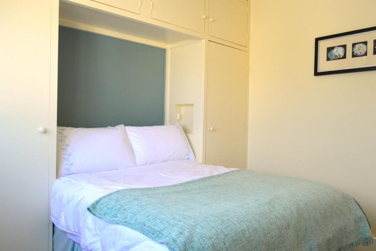 Lovely Floor Flat In Leafy Fulham * London