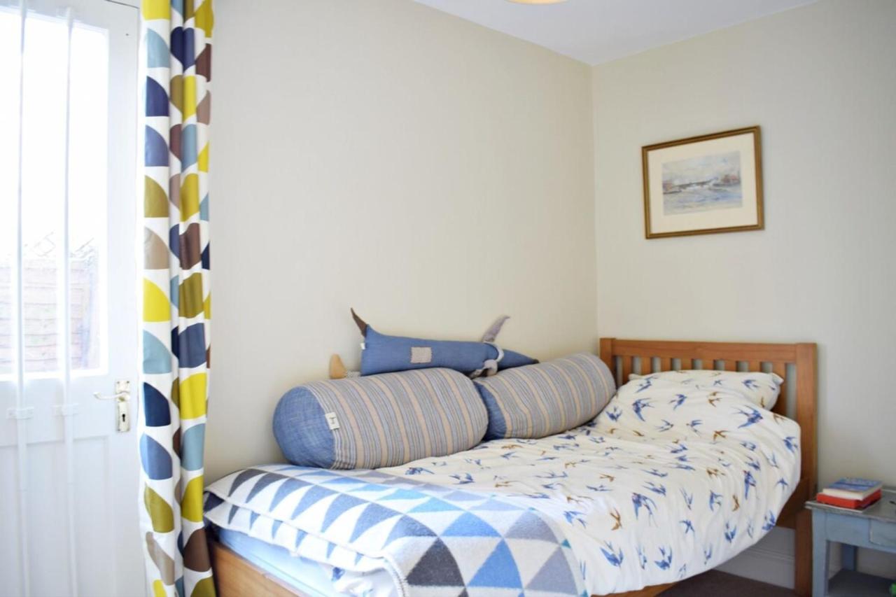 Charming 2 Bedroom 3 Mins From Arsenal Station * Londres