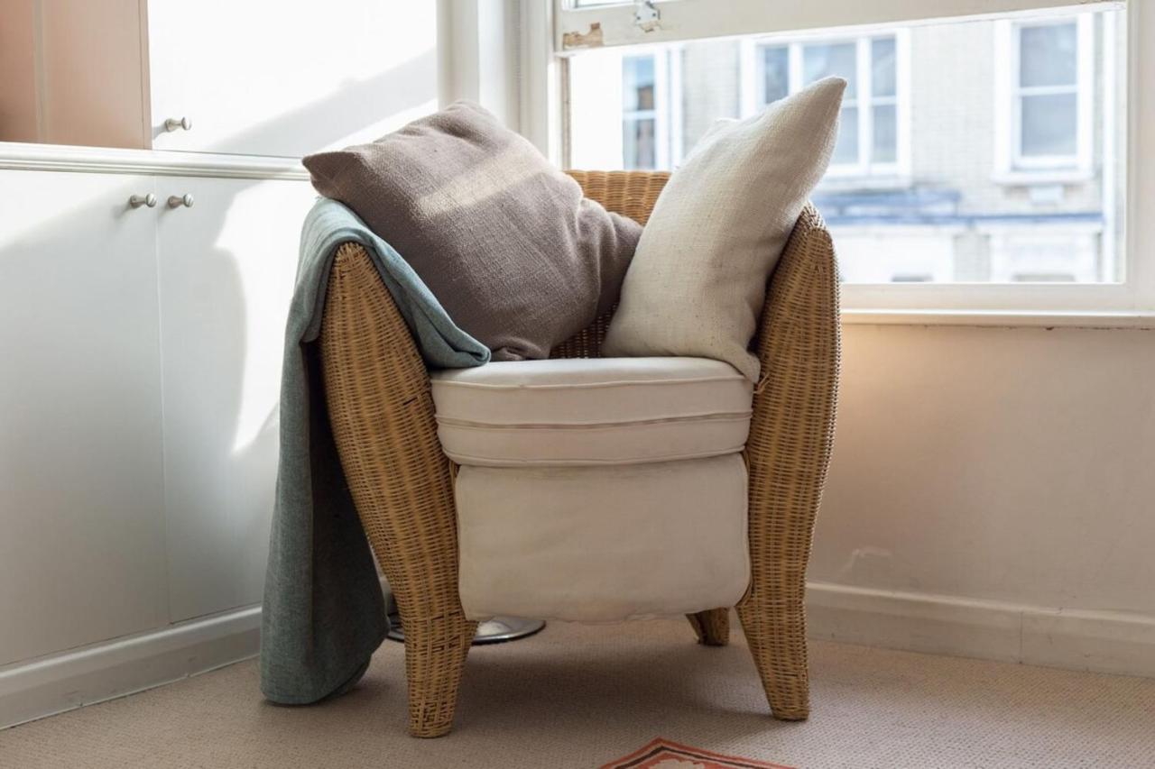 Bright And Spacious 1 Bedroom In The Heart Of Kensington Apartamento