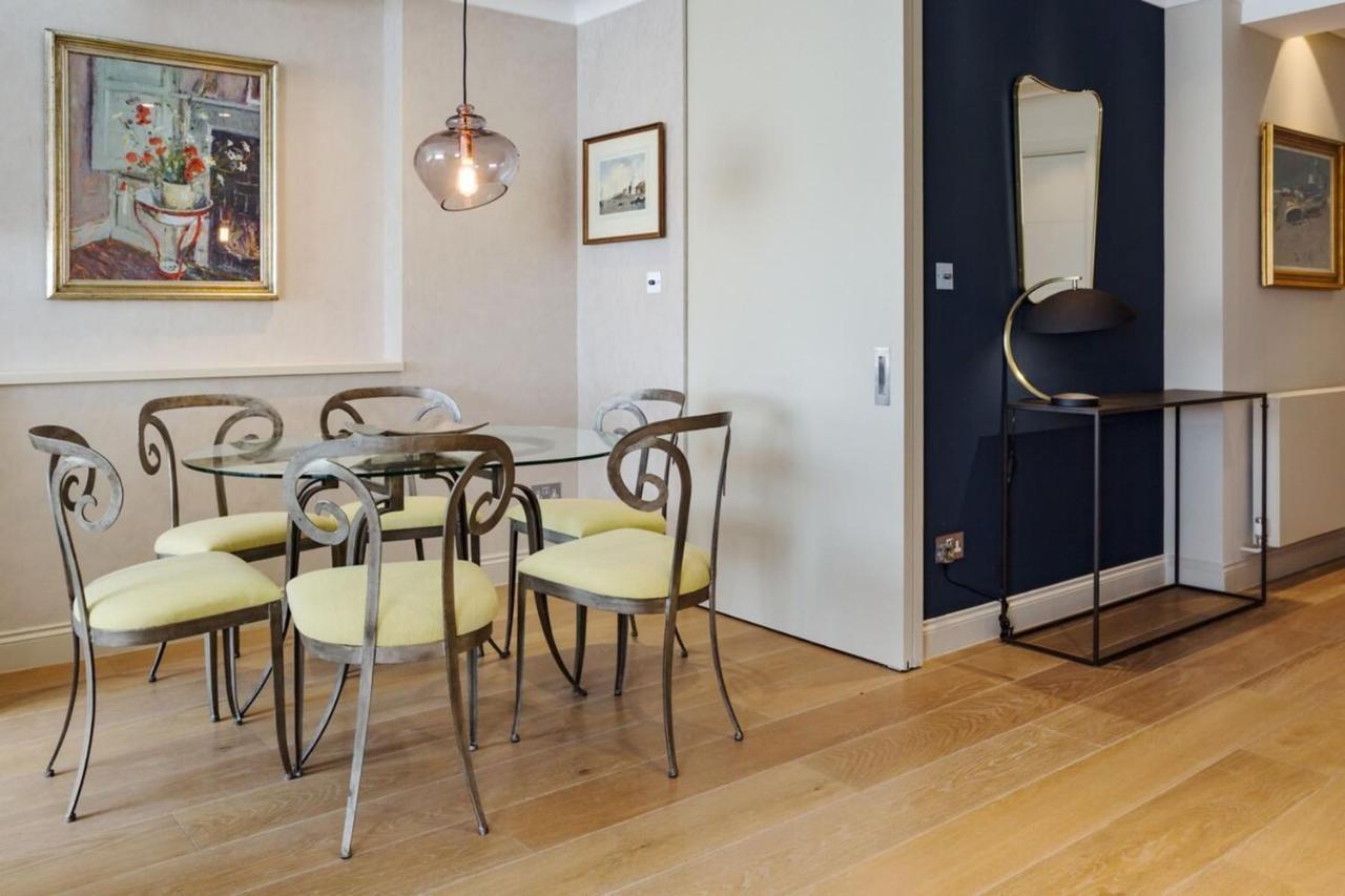 Beautiful 2 Bedroom 2 Bath Flat In South Kensington Appartement *
