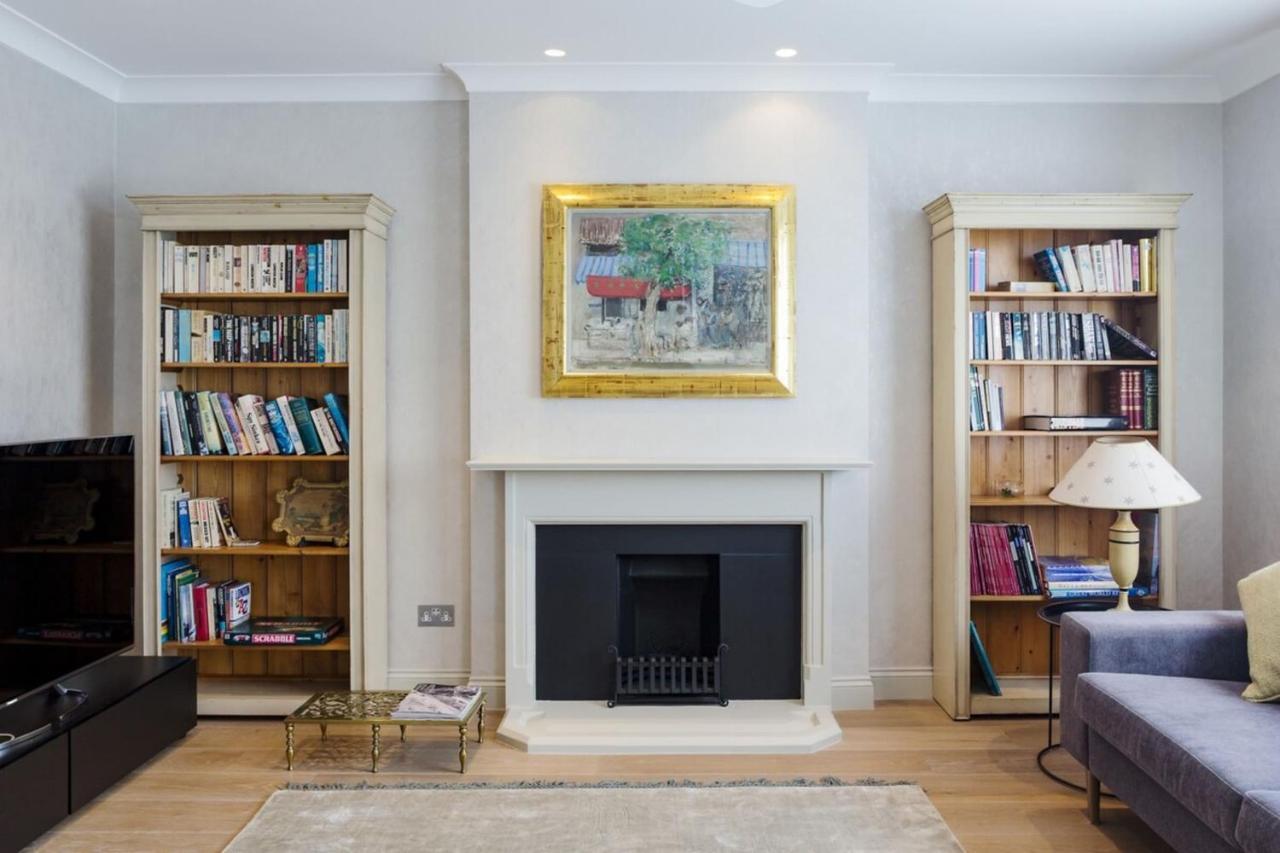 Beautiful 2 Bedroom 2 Bath Flat In South Kensington