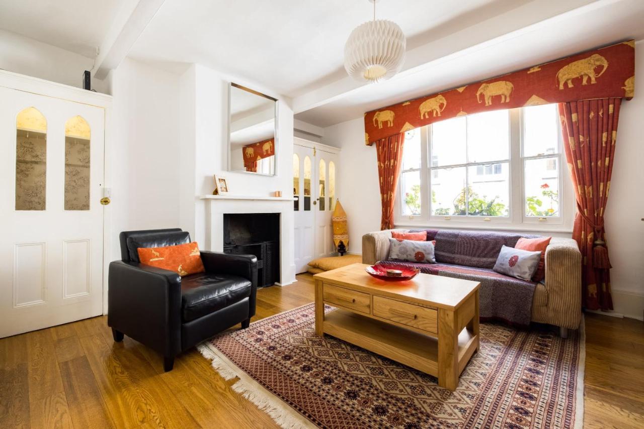 Сasa de vacaciones Spacious, Light-filled 2 Bedroom