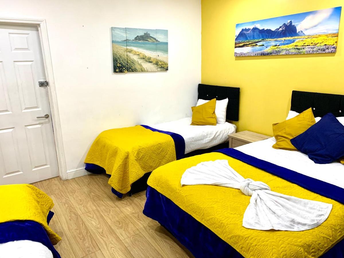 Appartement 2 Bedroom Apartment, Kitchen, Reception And Private Garden *