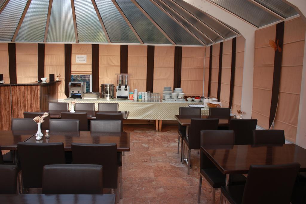 Corner House 3* Londres