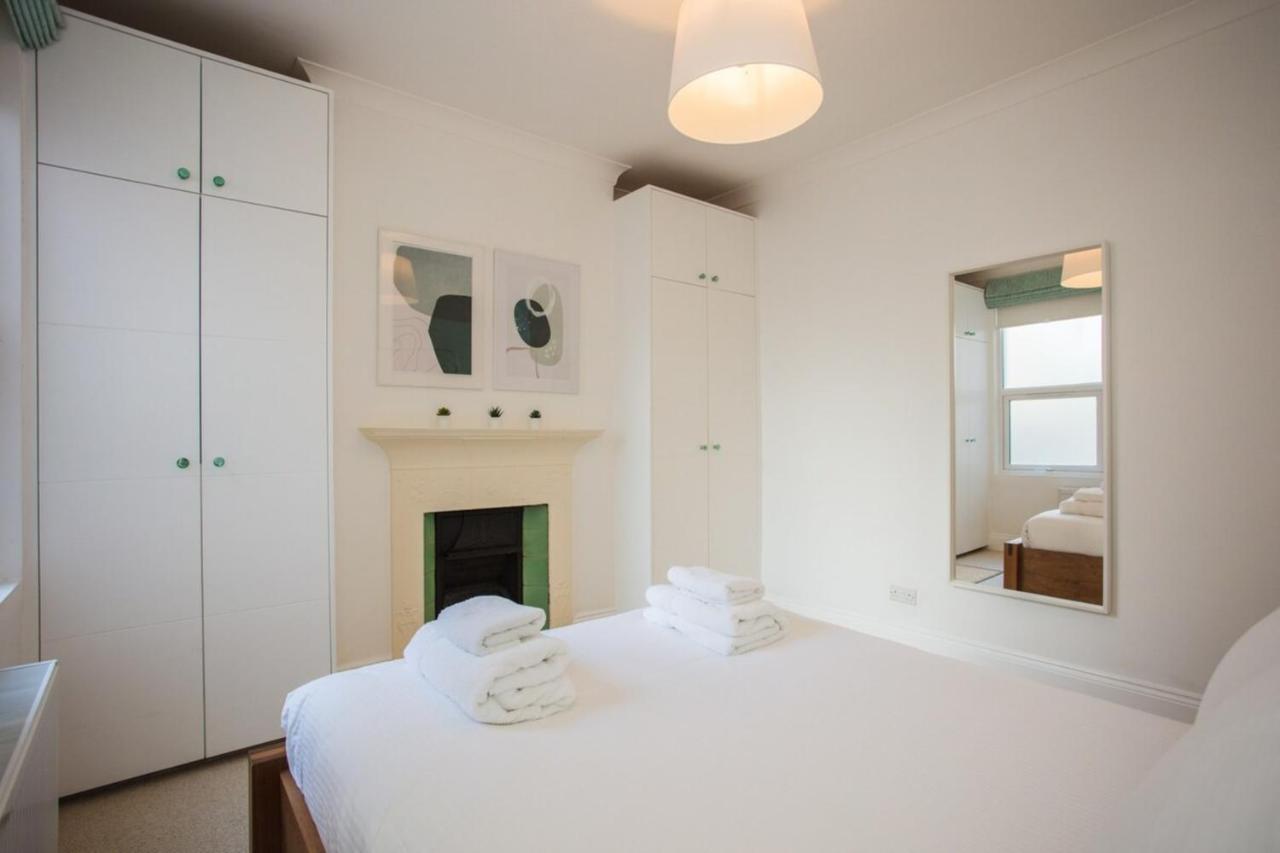 Stylish & Modern 3 Bed Flat In Nw With Garden Hébergement de vacances *