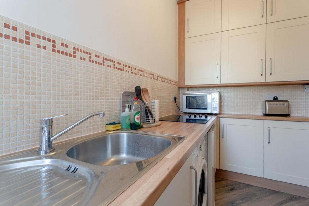 Bright And Lovely 1 Bedroom Flat Belsize Appartement