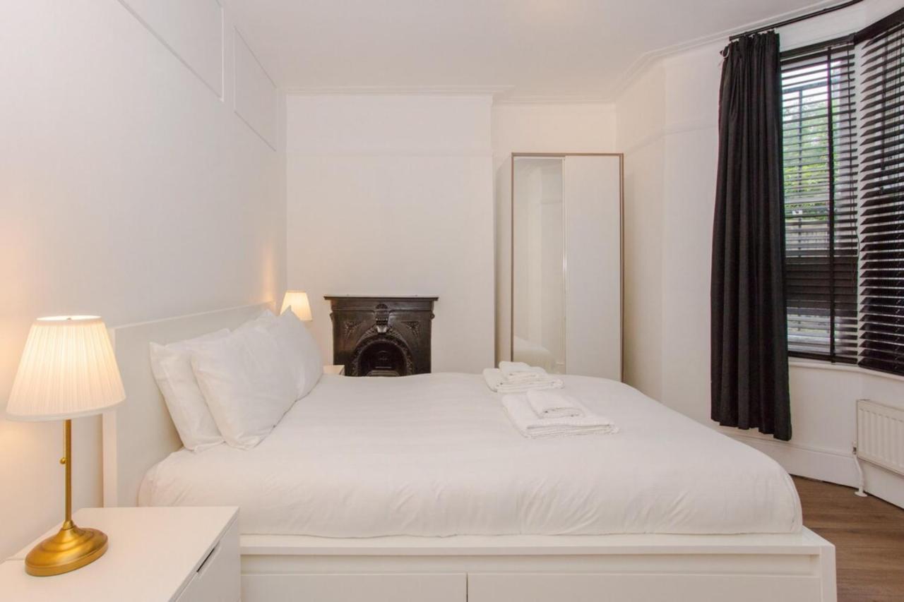 Apartment Spacious 2 Bedroom Flat For 6 - 10 Mins From Central *