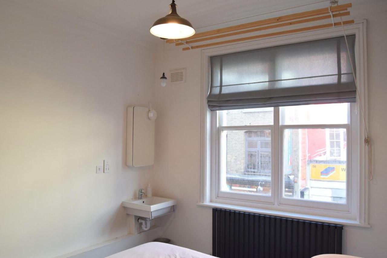 Airy Modern 1 Bed In Shoreditch Londres