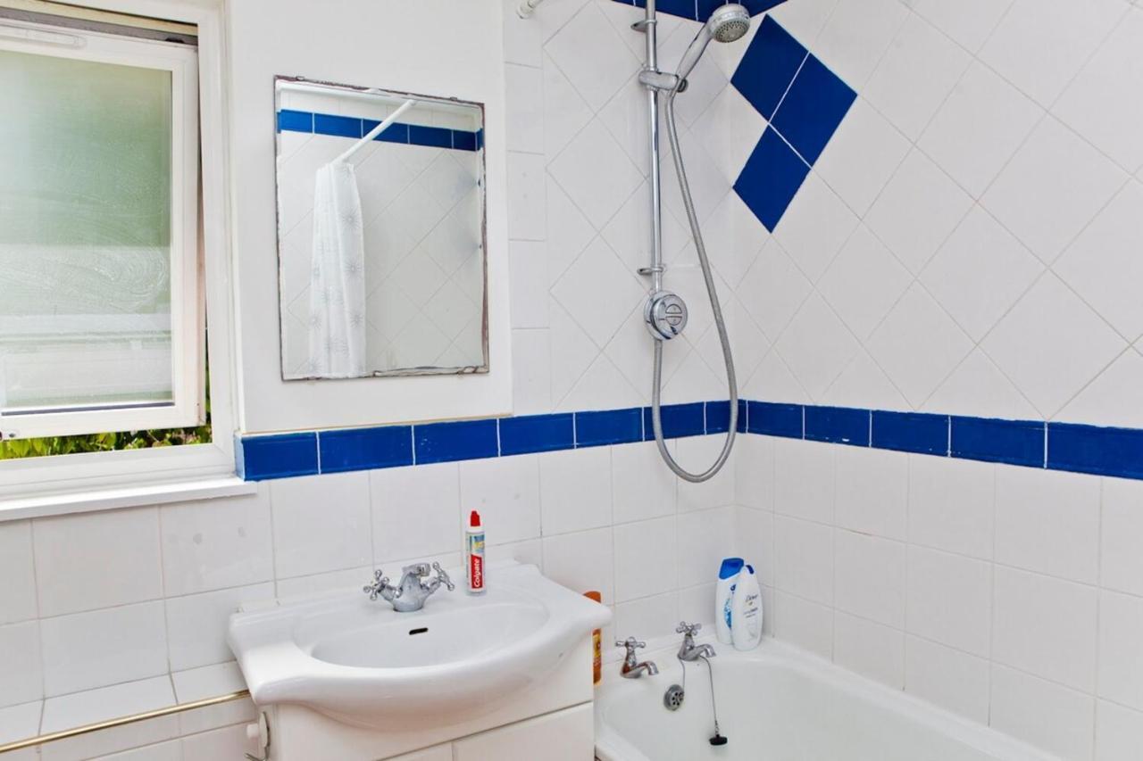 Apartamento Warm East Sleeps 4 Londres