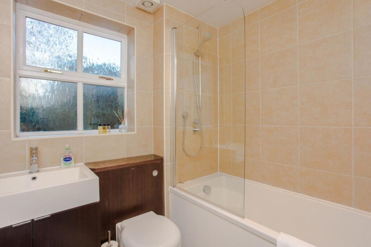 Apartamento Contemporary 1bedroom Flat In Camberwell Oval Londres