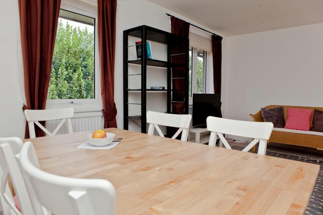 Warm East - Sleeps 4 *