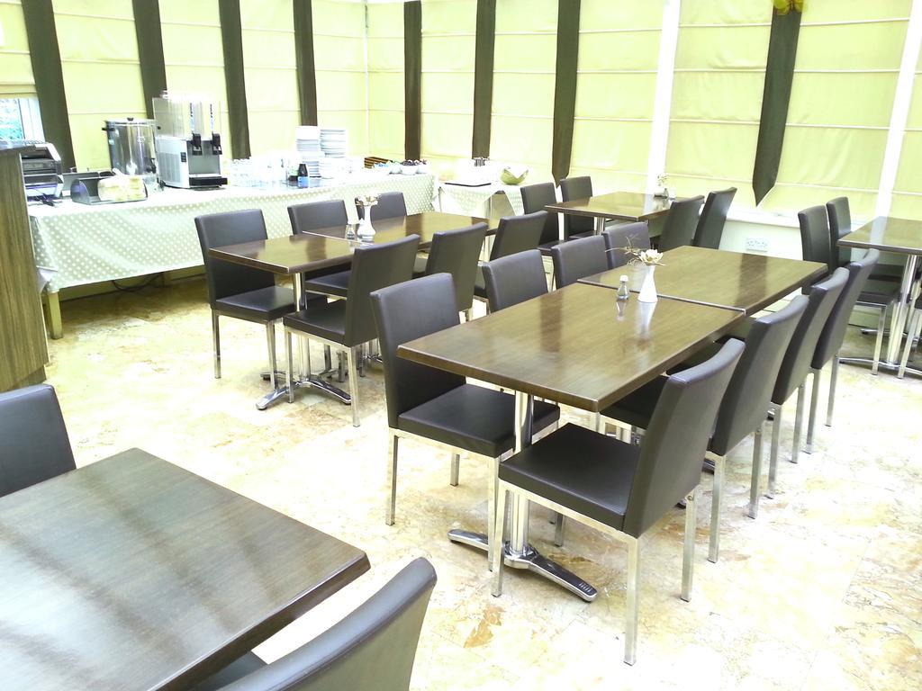 Corner House 3* Londres