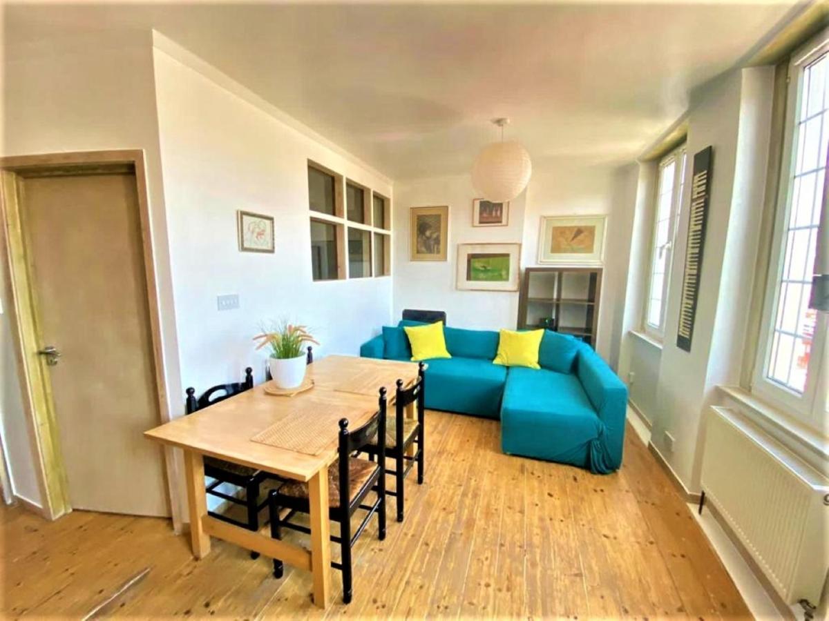 Appartement Splendid 1 Bedroom Flat + Terrace Londen