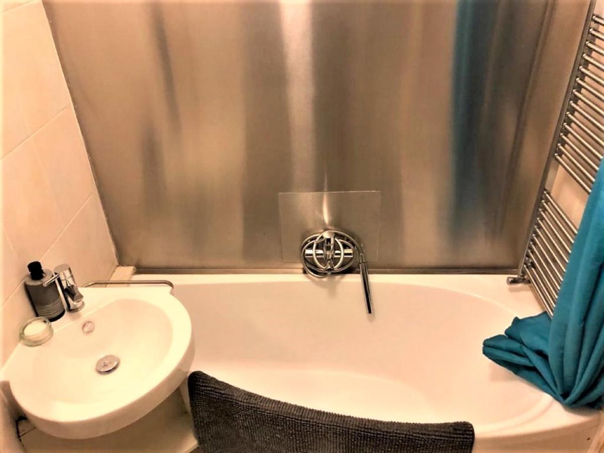 Splendid 1 Bedroom Flat + Terrace Londres