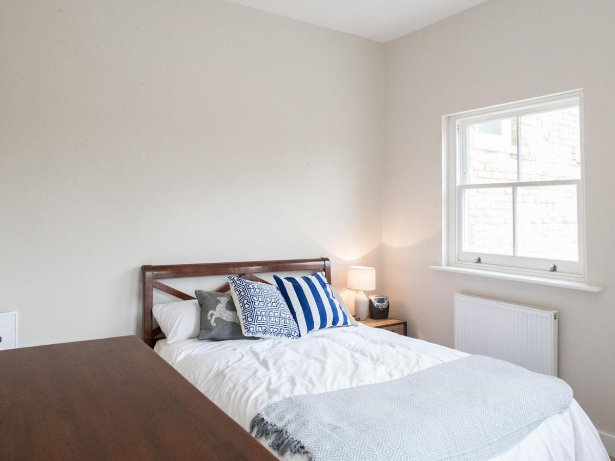 Pass The Keys - Spacious Flat With Private Sun Terrace In South East Apartamento
